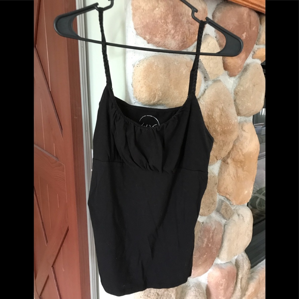 INC. XL black top